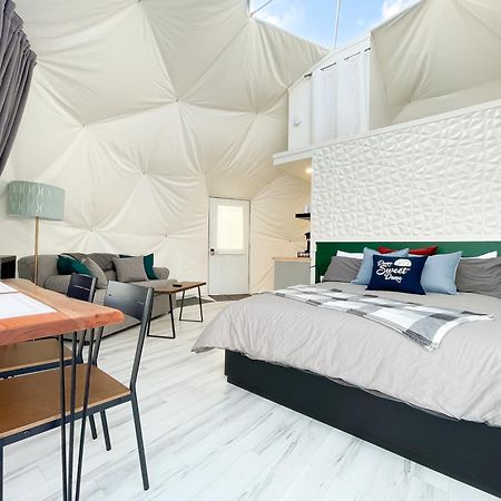 Port Wade Glamping Domes Villa Victoria Beach ภายนอก รูปภาพ