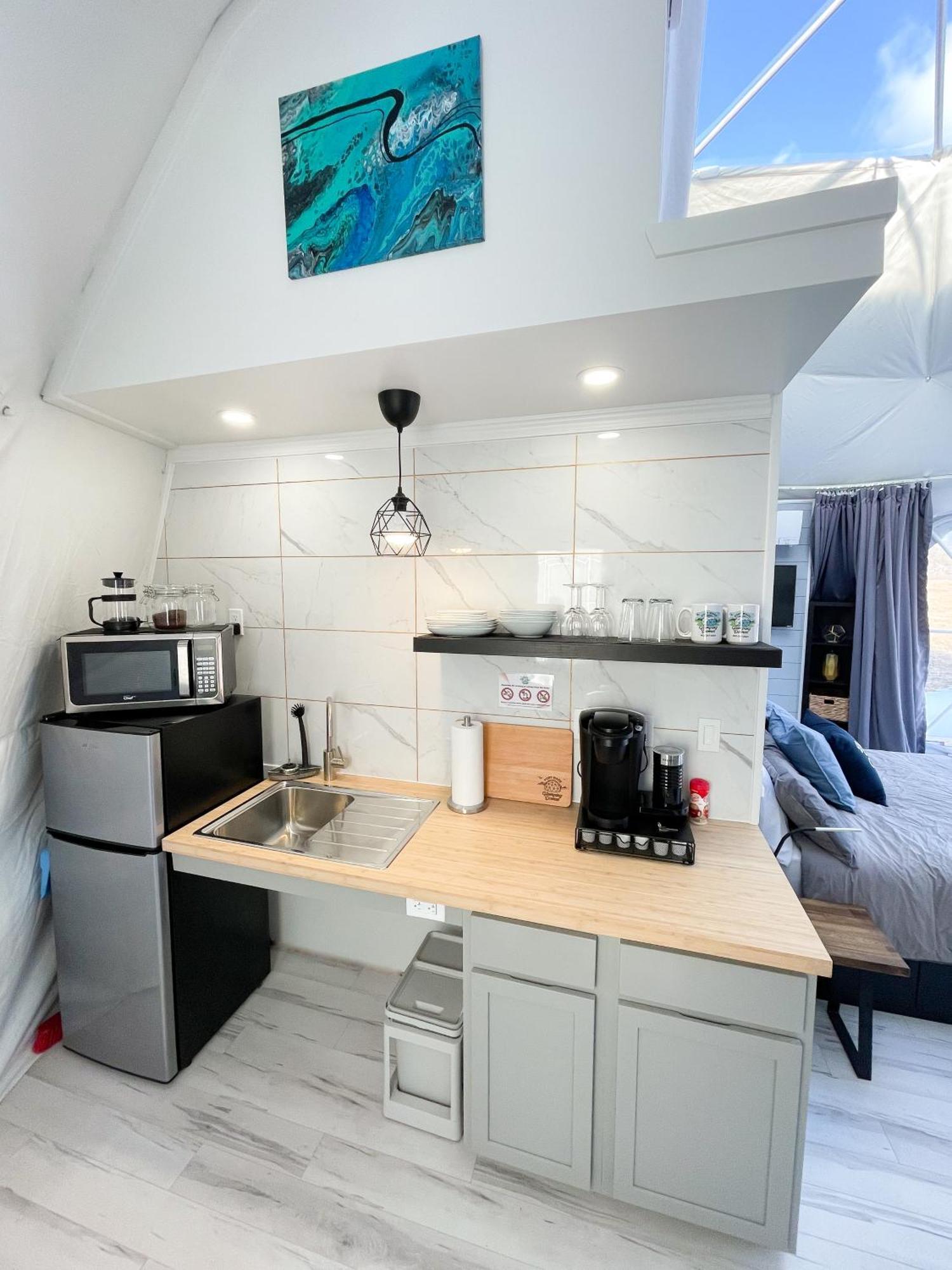 Port Wade Glamping Domes Villa Victoria Beach ภายนอก รูปภาพ