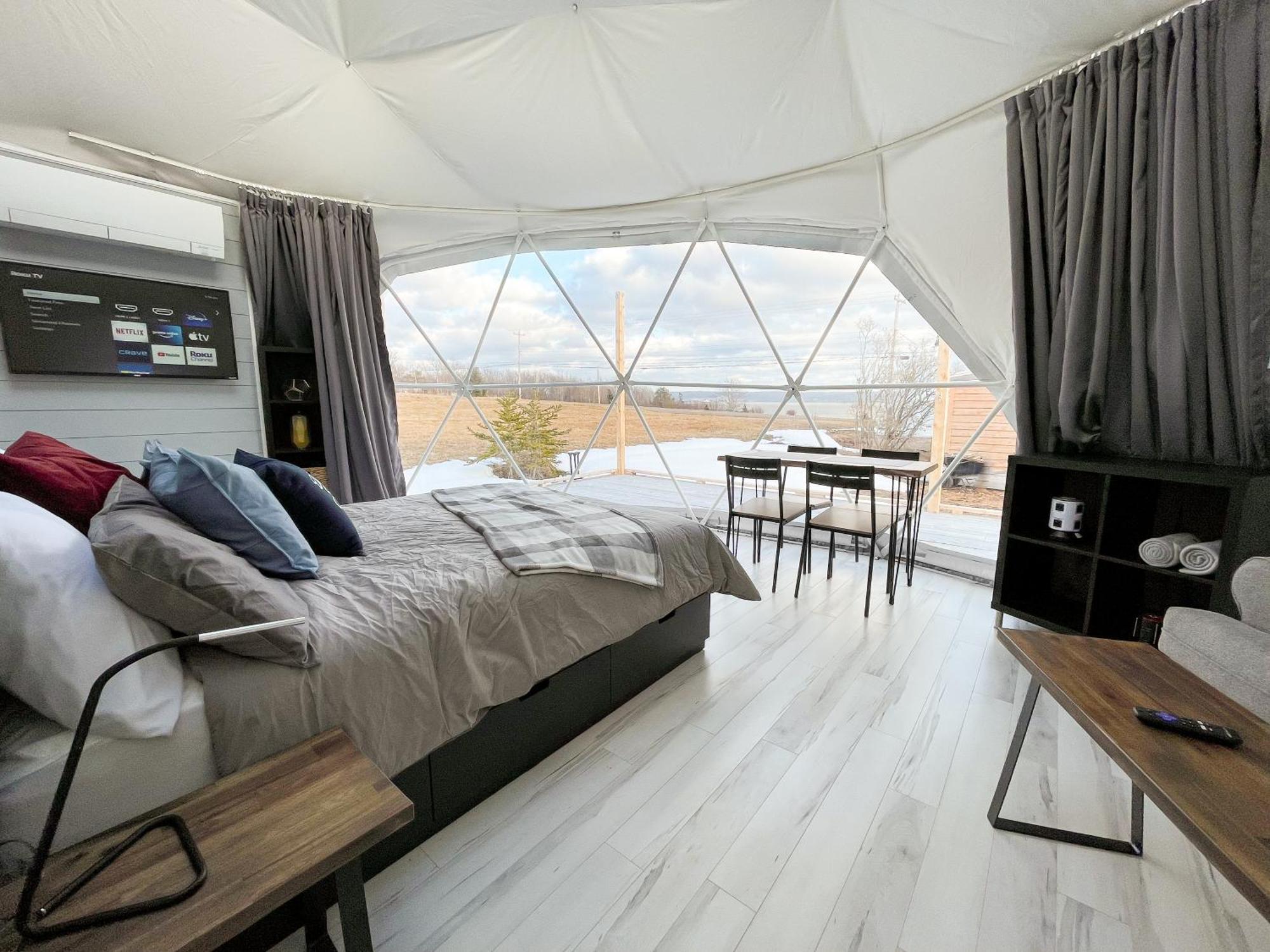 Port Wade Glamping Domes Villa Victoria Beach ภายนอก รูปภาพ